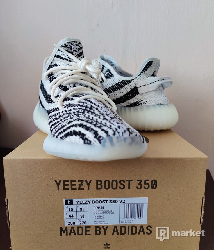 Yeezy Boost 350 V2 zebra