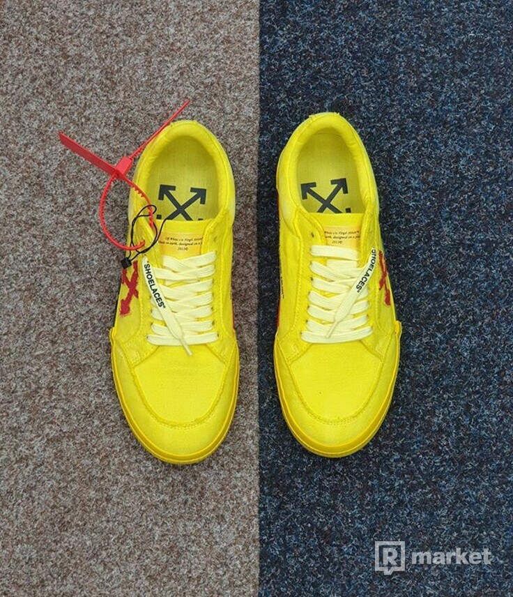 OFF-WHITE vulc sneakers yellow red