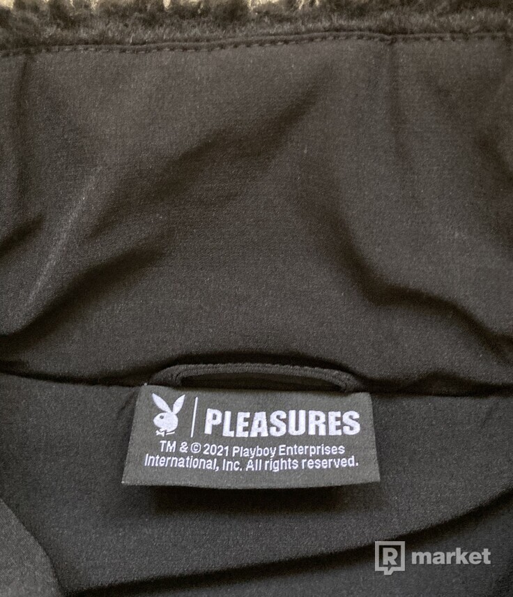 Pleasures x PlayBoy sherpa