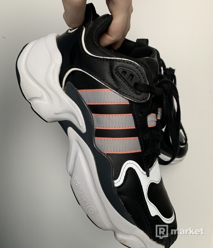 Adidas Magmur Runner W