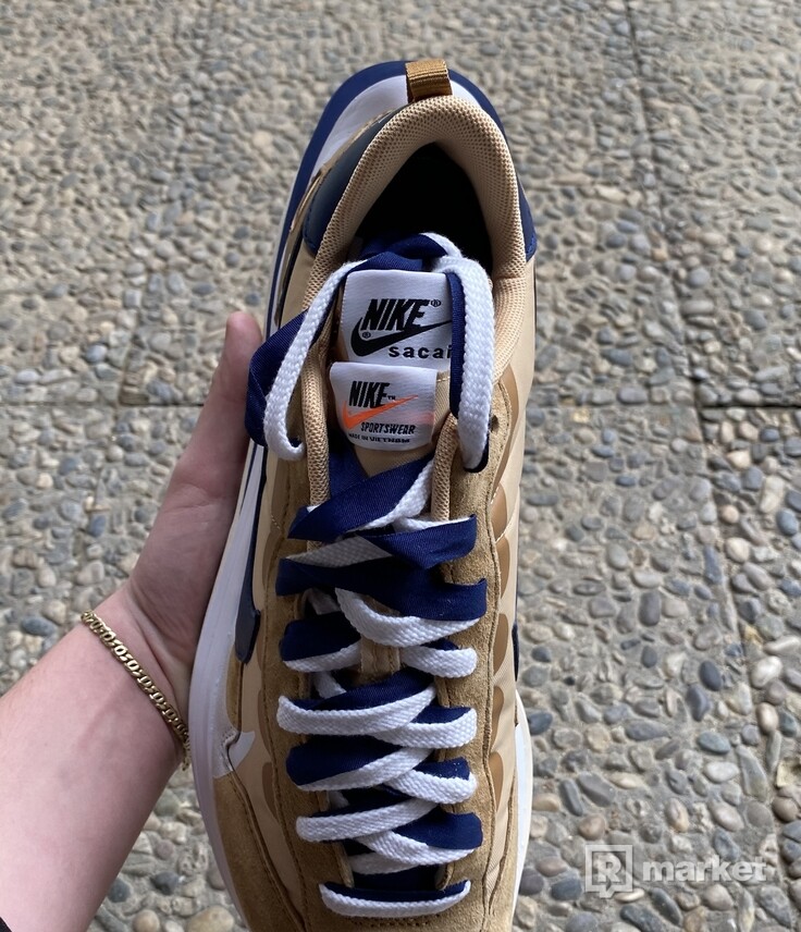 Nike X Sacai Vaporwaffle Sesame Blue void | REFRESHER Market
