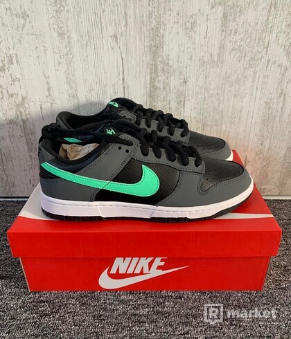 Nike Dunk Low Green Glow (42,5/43/44)