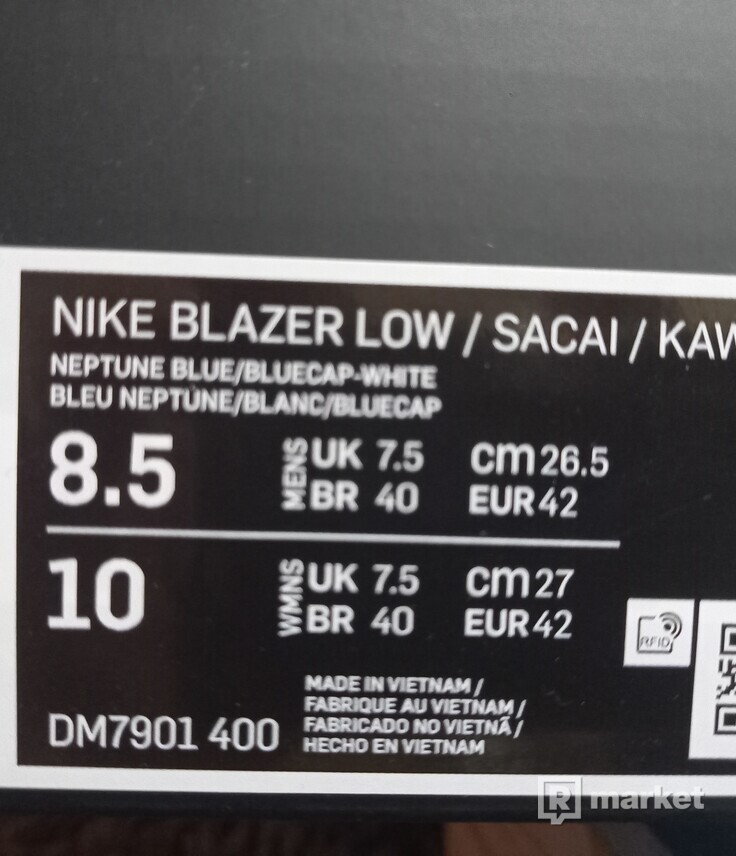 Nike Blazer Low Sacai x KAWS