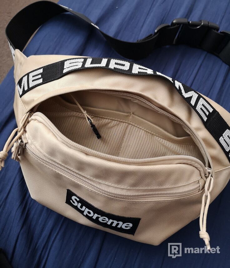 Supreme waist bag SS 2018