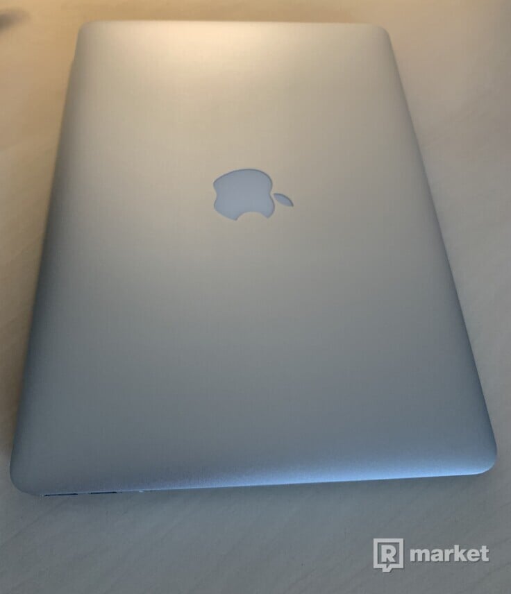 Apple Macbook Air 13 128GB (2017)