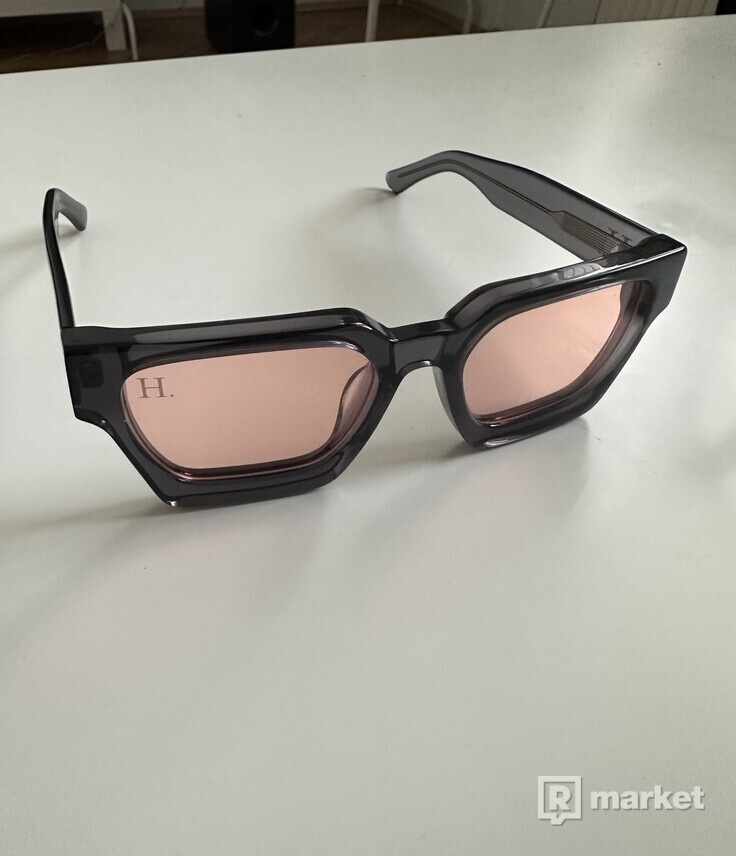 Humr Wear Sunglasses - trade za smoke black