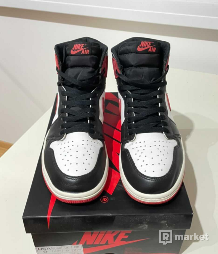 Nike Air Jordan 1 Retro High OG "Track Red" (2018)