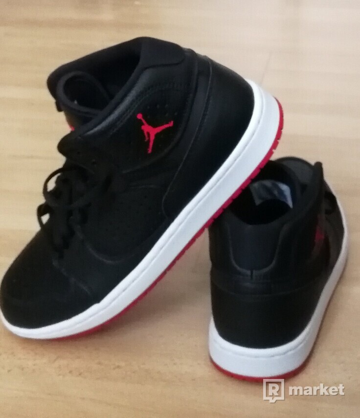 Nike Air Jordan č.42