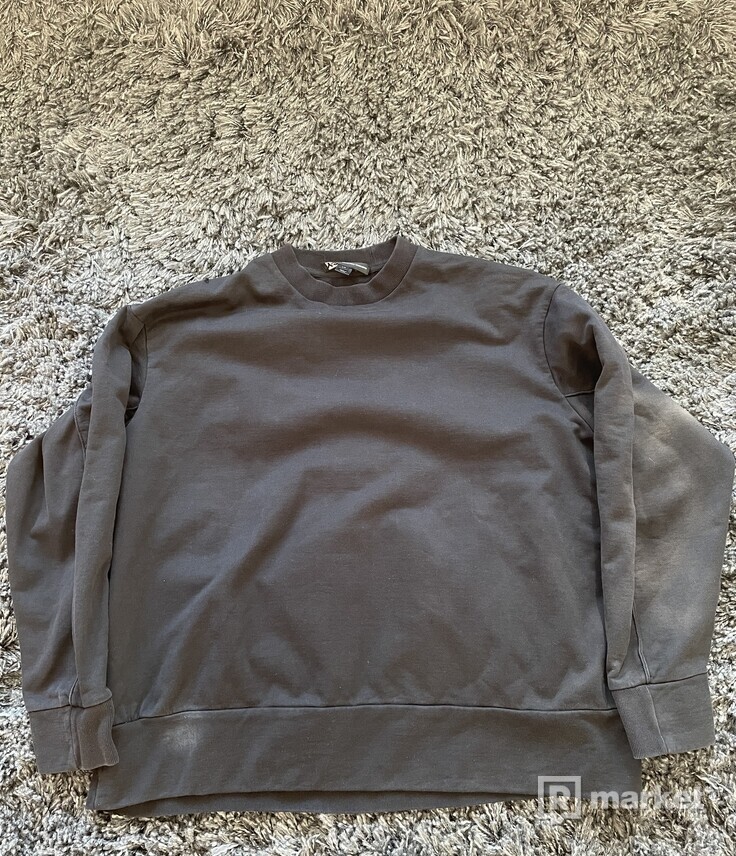 Y-3 black sweatshirt