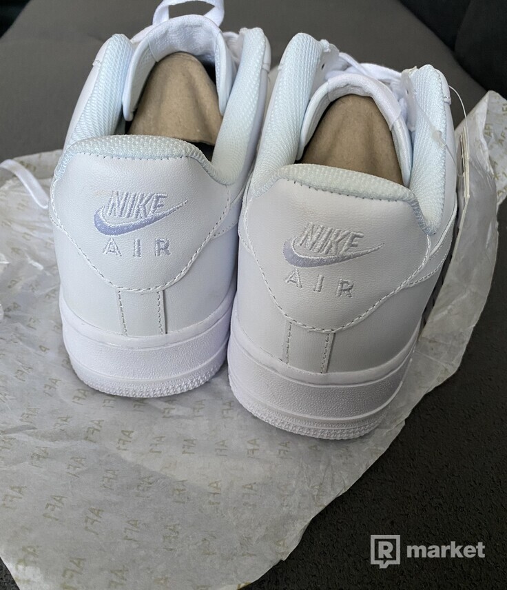 Nike air force biele white 44