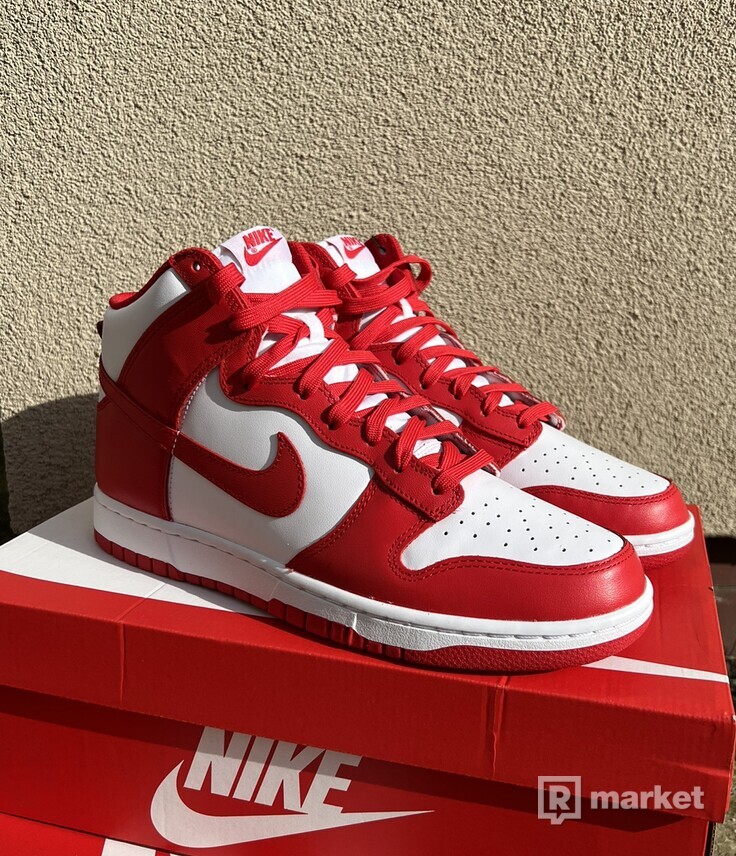 Nike Dunk UNC red