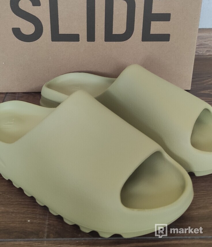 Adidas yeezy slide resin