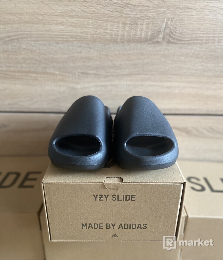 Adidas yeezy slide onyx