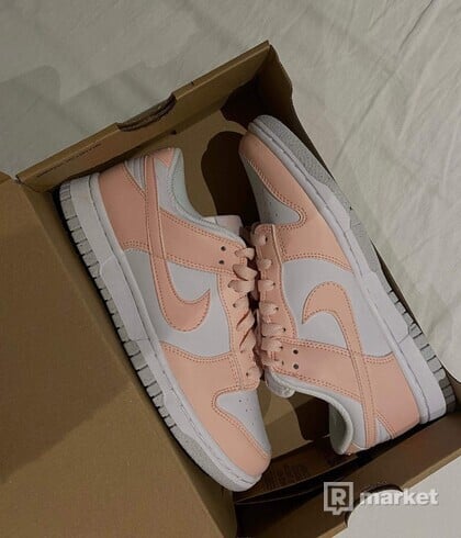 Nike dunk pearl orange