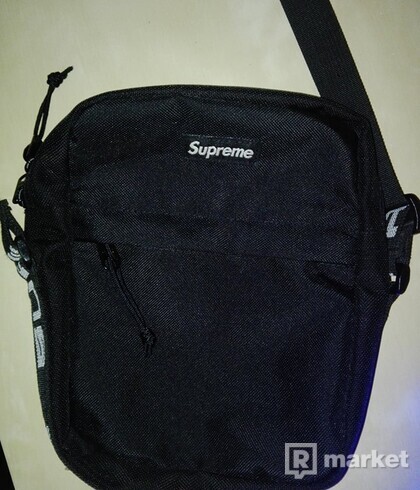 supreme shoulderbag