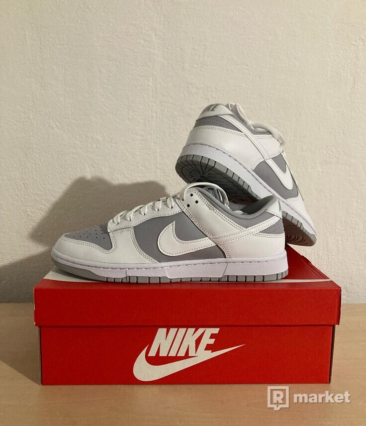 Nike Dunk Low White Grey