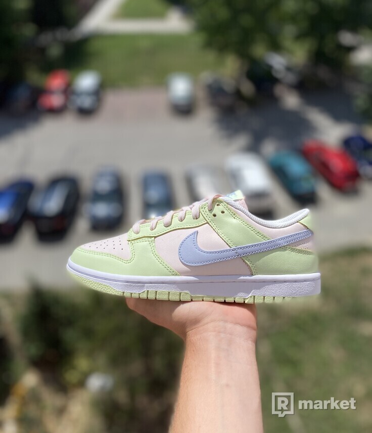 Nike dunk low lime ice