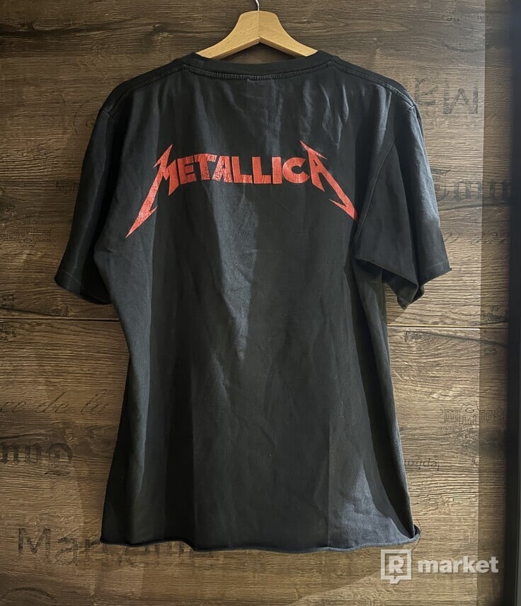 Metallica graphic tee