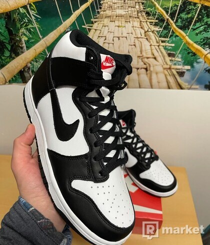 Nike Dunk High - Black White Panda (W)