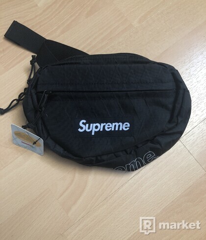 Supreme waist bag