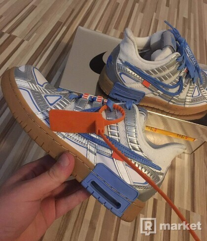 Nike x off-white rubber dunk