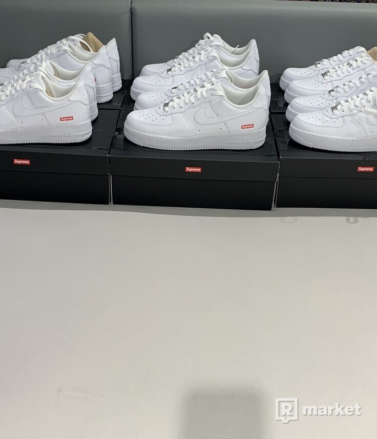 Supreme Nike Air Force 1 Low White