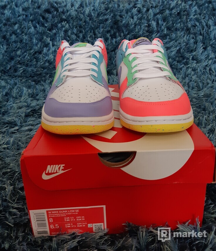 Nike Dunk low easter