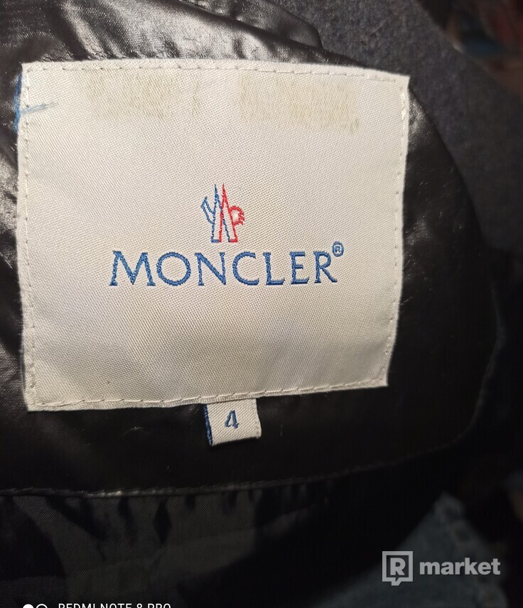 Moncler bunda 2019 (M,L)