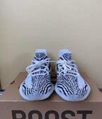 Adidas Yeezy boost 350v2 zebra