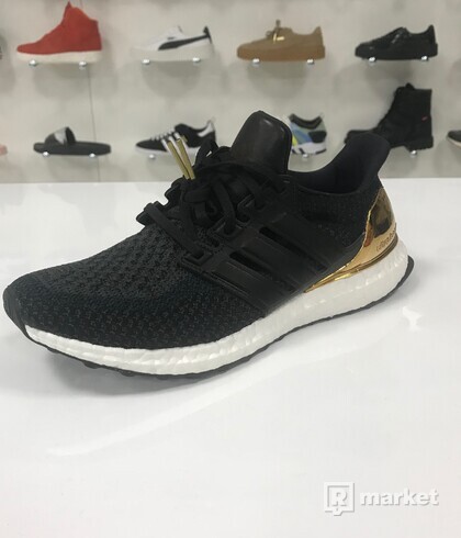 Adidas Ultra Boost 2.0 Gold Medal Pack