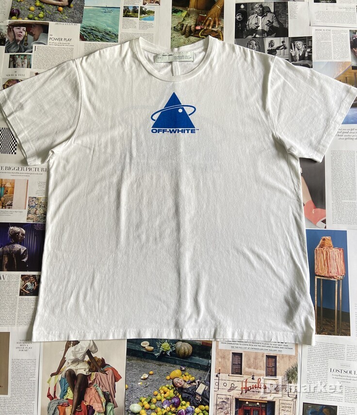 Off-White tee Triangle Planet