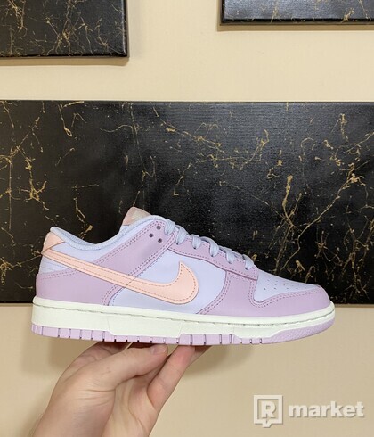 Nike Dunk Low Easter 2022