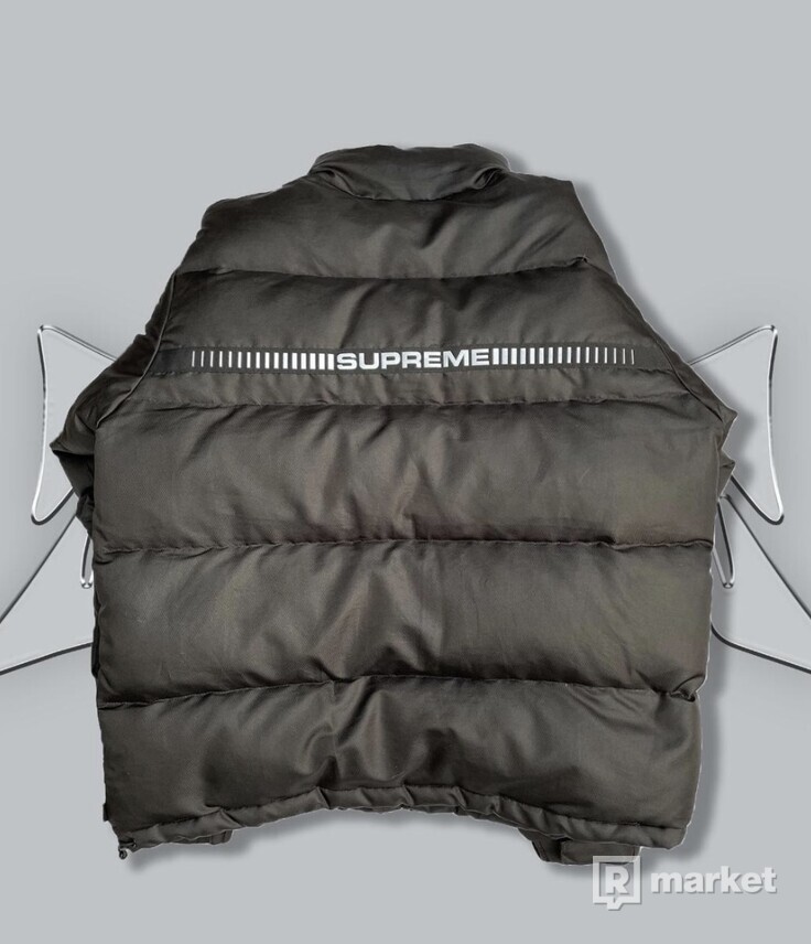 Supreme reflective sleeve logo puffy jacket 2025 Supreme reflective sleeve logo puffy jacket 2025