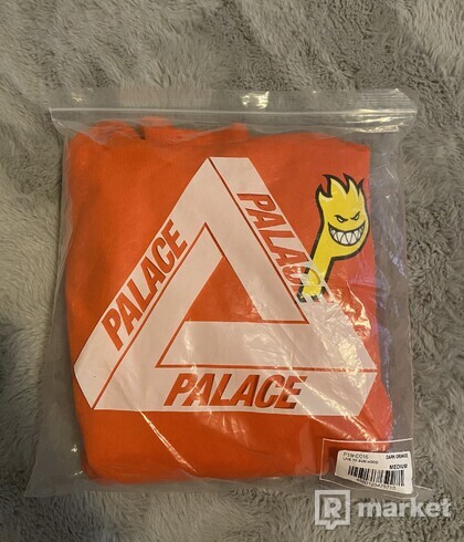 Palace spitfire live to bun hoodie