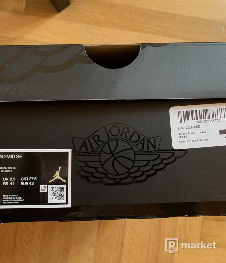 Nike Air Jordan 1 Mid Se (Black/Coral-White)