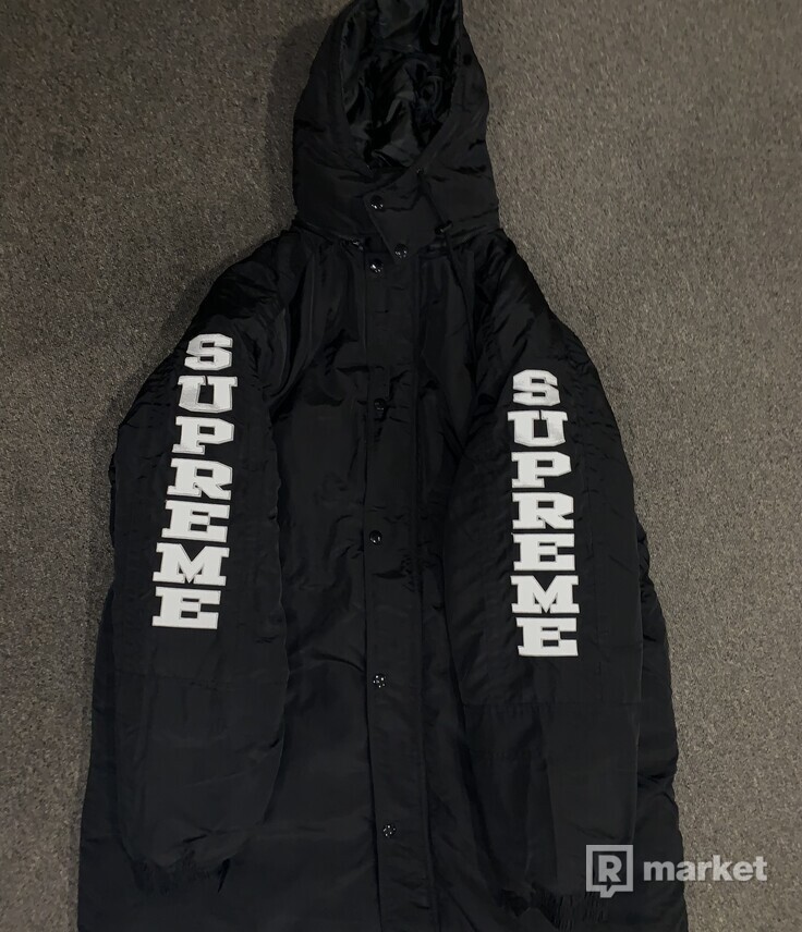 SUPREME  Sleeve Logo Sideline Parka