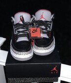 Vymením Air Jordan 3 Black Cement