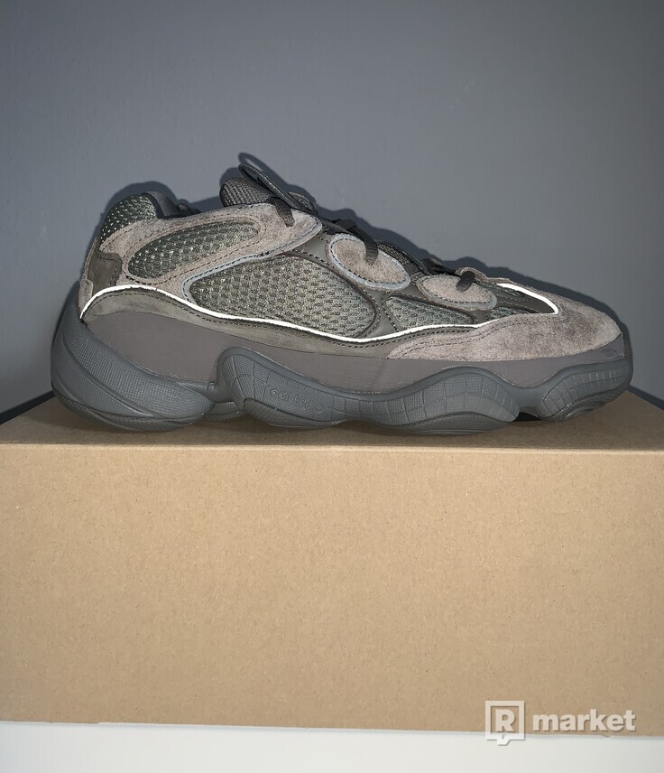 Adidas Yeezy 500 “Clay brown”