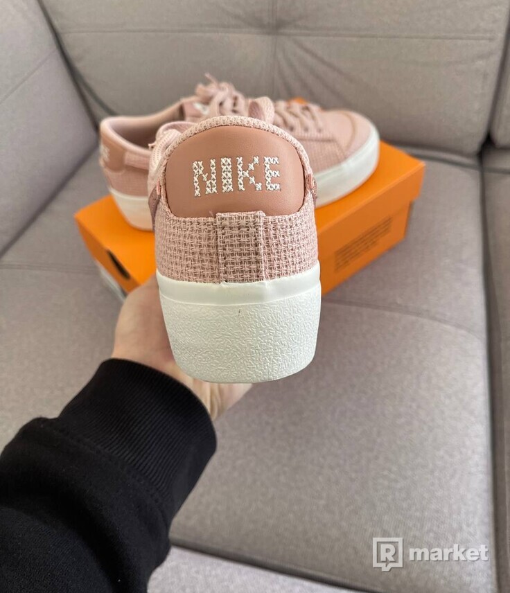 Nike Blazer Low Platform trainers in rose pink