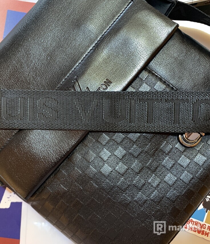 Louis Vuitton crossbody bag