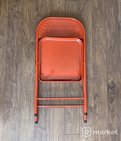 SUPREME Metal Folding Chair