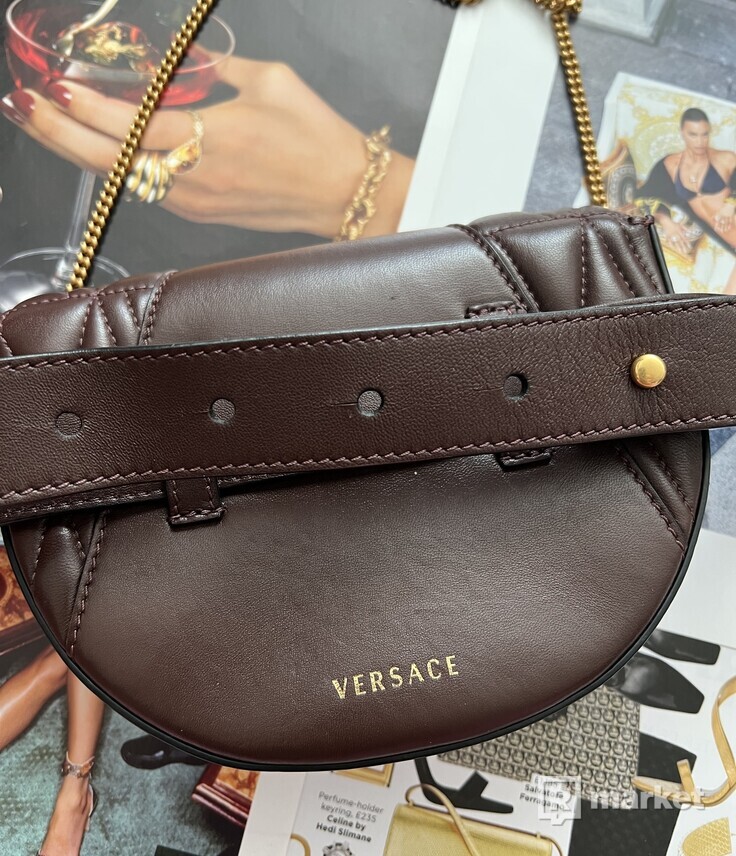 PC: 1 000€+ Versace Virtus kabelka na pas, crossbody