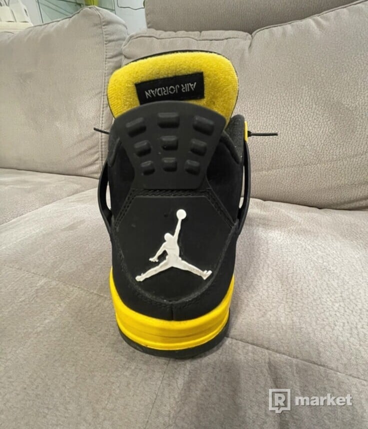 Air Jordan 4 Yellow thunder