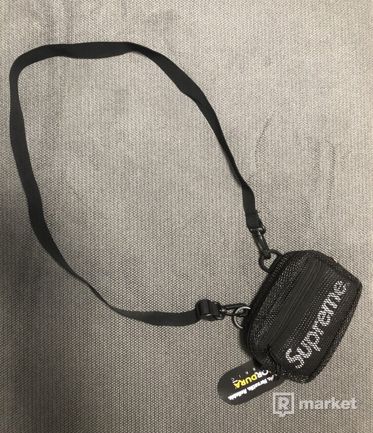 Supreme ss20 shoulderbag