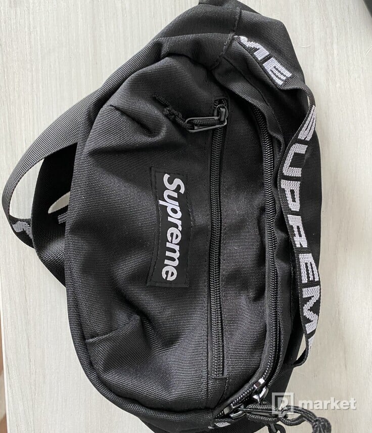 SS18 SUPREME waist bag
