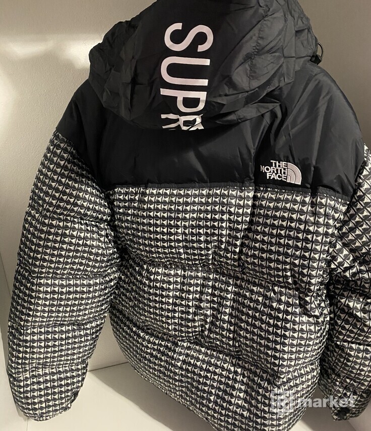 Supreme x The north face Studded jacket