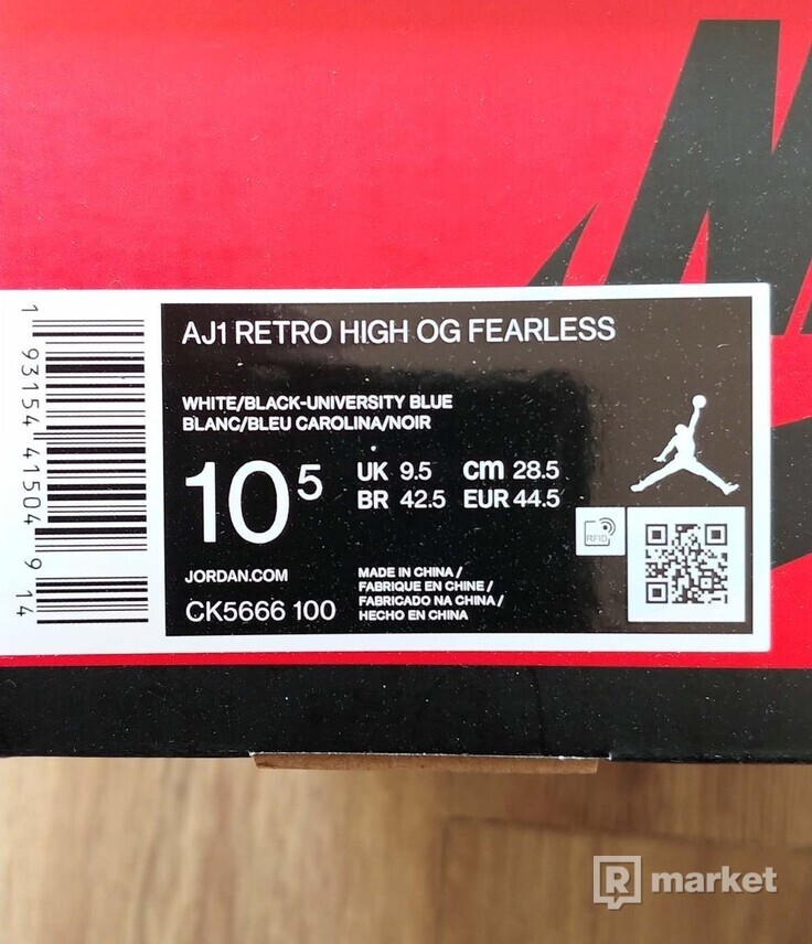 Nike Air Jordan 1 Retro High Fearless UNC Chicago