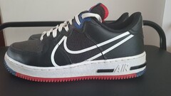 NIKE AIR FORCE 1 LOW REACT BLACK WHITE RED BLUE