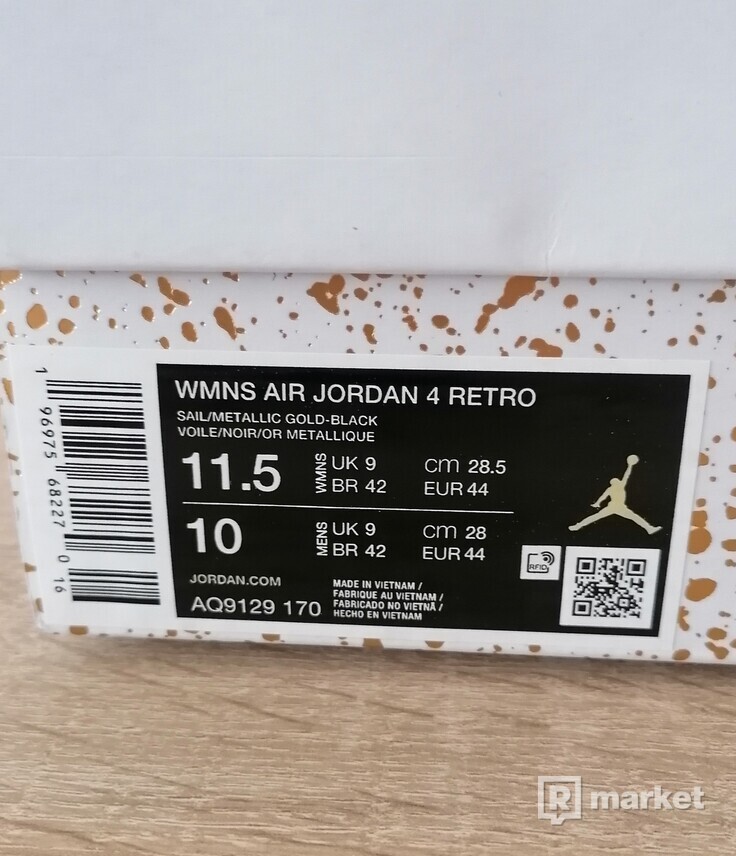 Air Jordan 4 Metalic Gold