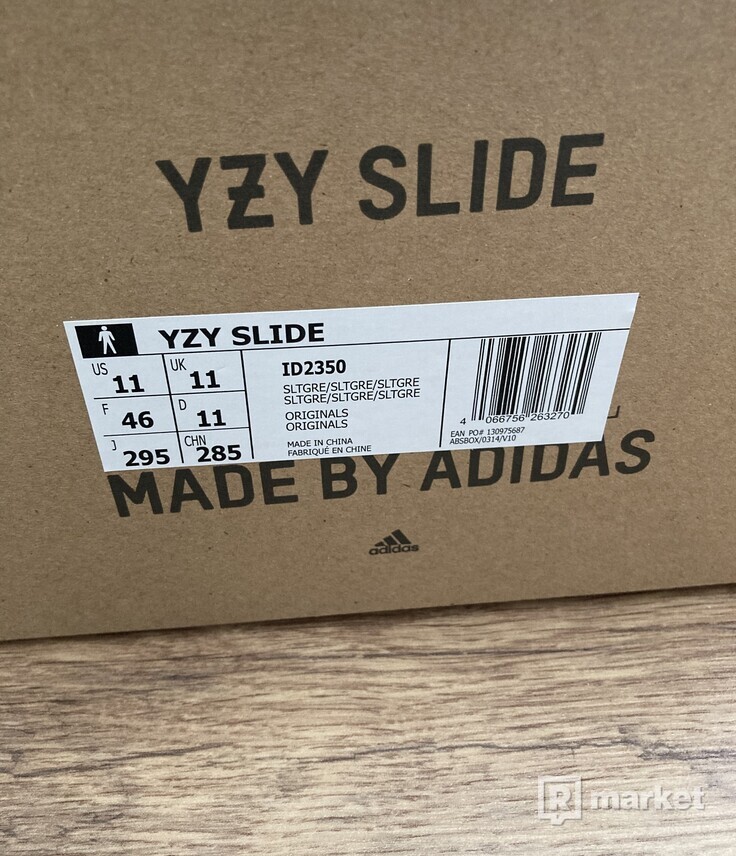 Yeezy Slide Slate Grey